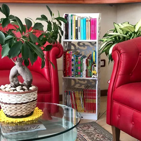 Carla Aparthotel